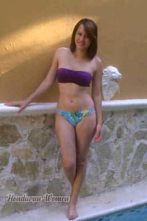 132469 - Wilnelia Age: 22 - Dominican Republic