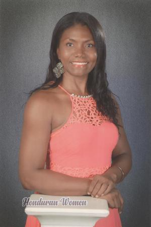 158180 - Leides Age: 46 - Colombia