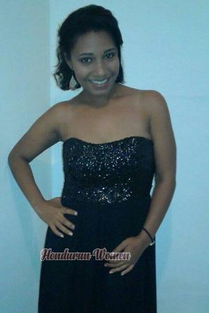 170006 - Glenny Age: 37 - Dominican Republic