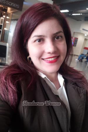 185734 - Laura Age: 35 - Colombia